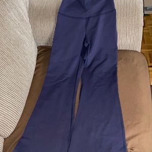 lululemon used navy blue